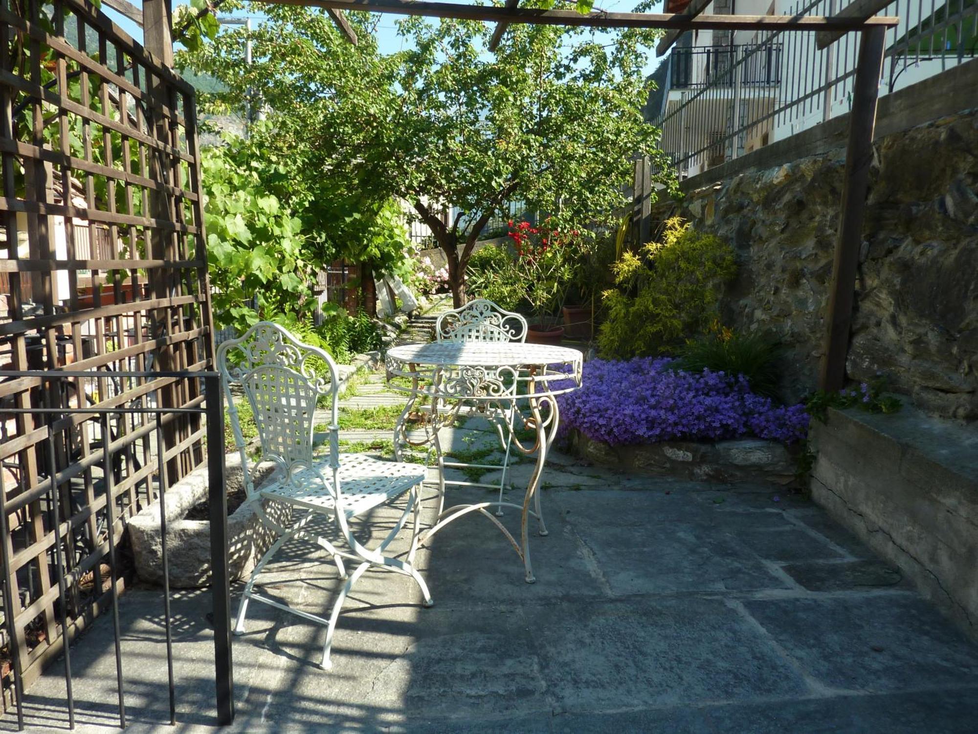 Le Village Montjovet Exterior foto